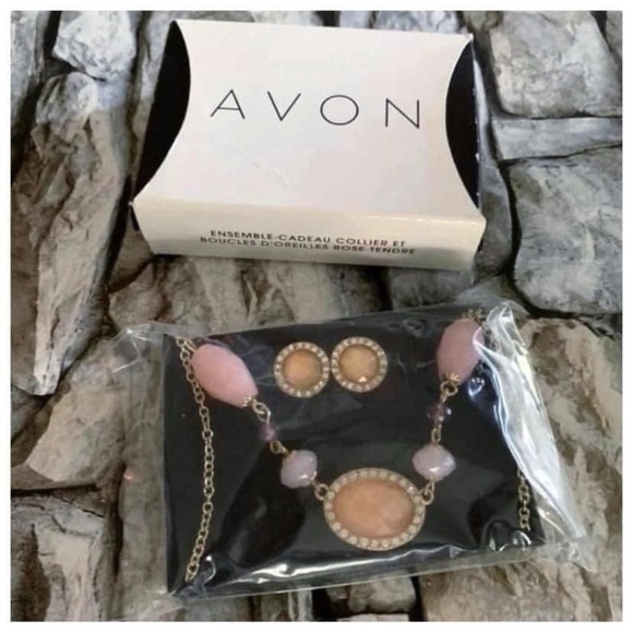 Vintage Box Avon Misty Pink Cabochon Beads Rhinestones Necklace Earrings New Set - Picture 3 of 7